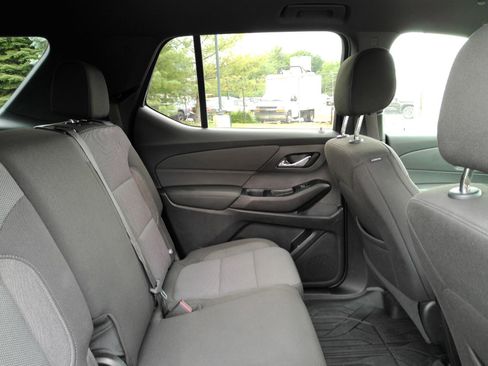 Certified 2023 Chevrolet Traverse LT w/ LPO, Floor Liner Package AWD/4WD image 19