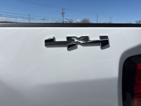 Used 2020 GMC Sierra 2500 4x4 Crew Cab w/ Convenience Package image 12