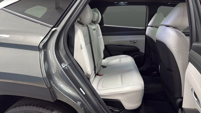 Used 2026 Hyundai Tucson Limited AWD/4WD image 26