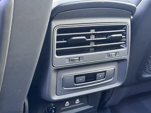 Used 2025 Audi Q7 2.0T Premium w/ Convenience Plus Package image 19