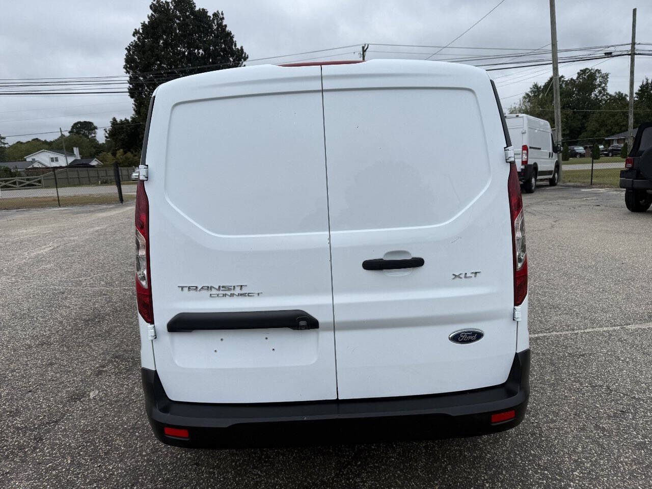 Used 2019 Ford Transit Connect XLT FWD image 18