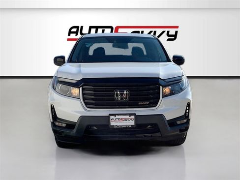 Used 2022 Honda Ridgeline Sport image 2