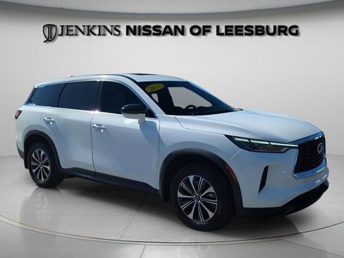 Used 2023 INFINITI QX60 Pure image 1