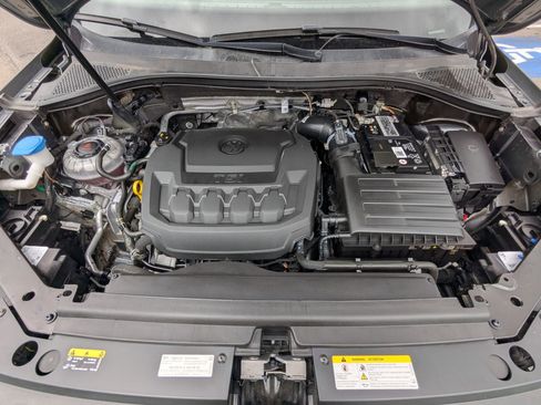 Used 2023 Volkswagen Tiguan SE R-Line AWD/4WD image 37