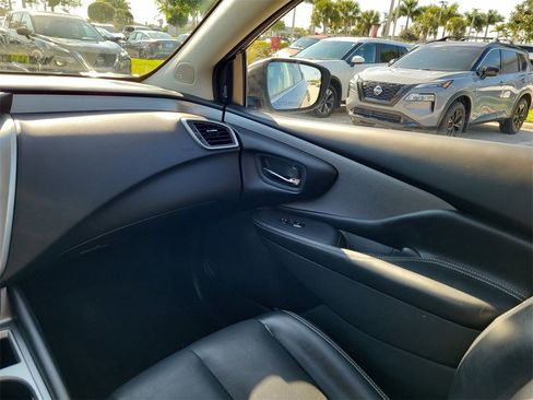Used 2019 Nissan Murano SL image 18