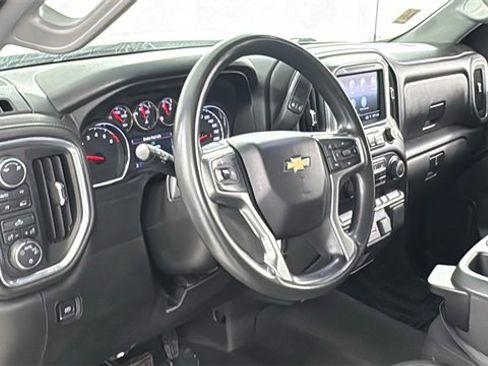 Used 2019 Chevrolet Silverado 1500 LT image 33