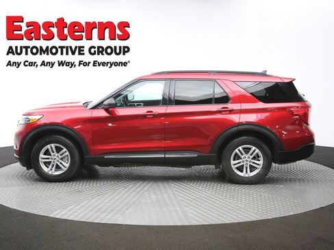 Used 2021 Ford Explorer XLT image 60