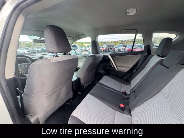 Used 2015 Toyota RAV4 LE AWD/4WD image 22
