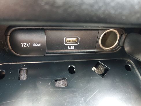 Certified 2022 Kia Forte LXS w/ LXS Technology Package FWD image 21