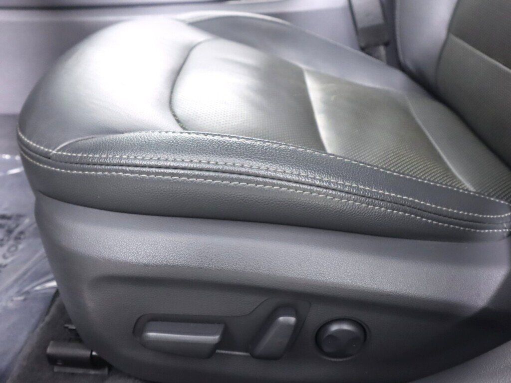 Used 2017 Hyundai Ioniq SEL w/ Tech Package 02 FWD image 29