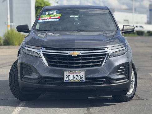 Certified 2022 Chevrolet Equinox LS image 2
