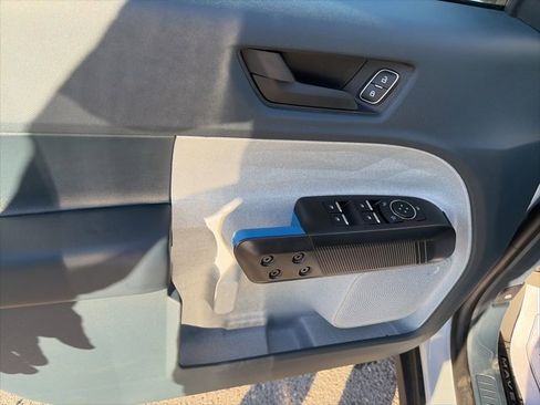 New 2025 Ford Maverick XLT w/ XLT Luxury Package image 17