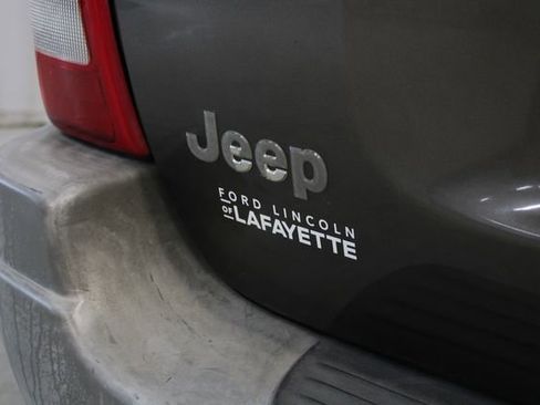 Used 2000 Jeep Grand Cherokee Laredo AWD/4WD image 29