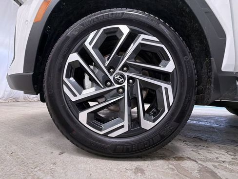 Used 2025 Hyundai Tucson Limited image 14