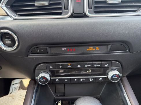 Used 2019 MAZDA CX-5 Signature image 29