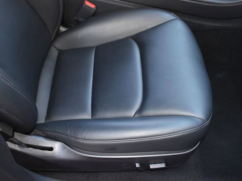 Used 2023 Tesla Model 3 Standard Range image 15