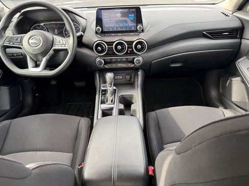 Used 2024 Nissan Sentra SV image 16