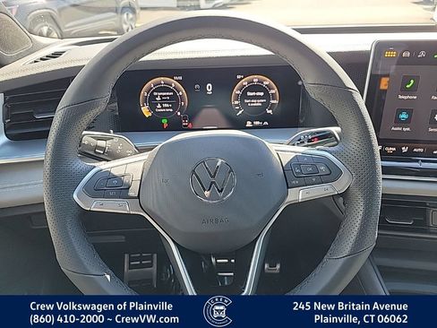 New 2026 Volkswagen Tiguan SE R-Line AWD/4WD image 5