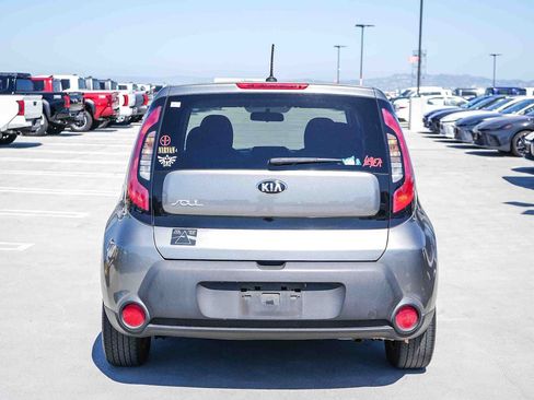 Used 2014 Kia Soul FWD image 7