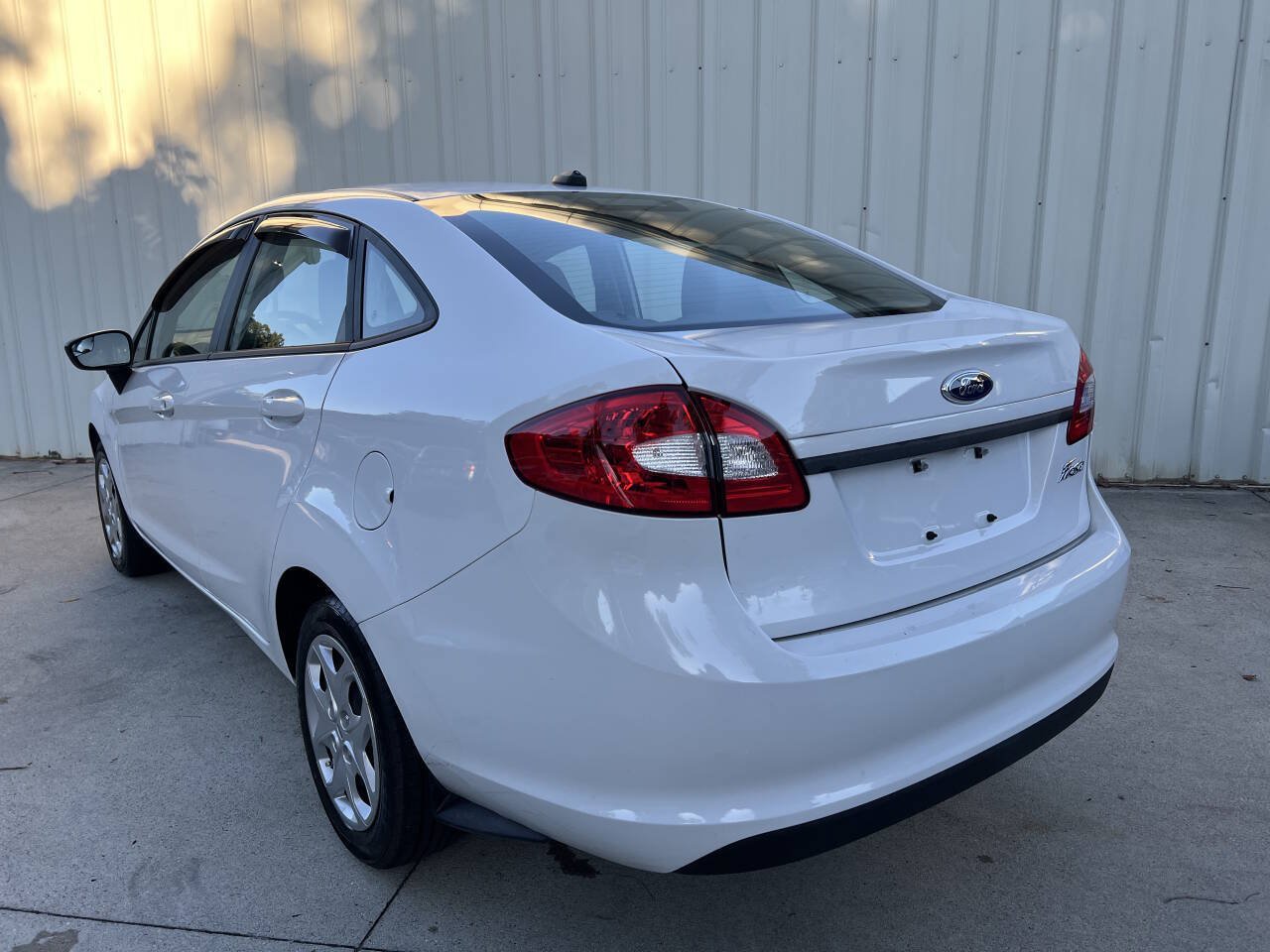 Used 2012 Ford Fiesta S FWD image 6
