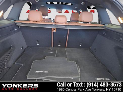 Used 2022 Mercedes-Benz GLC 300 4MATIC w/ AMG Line image 15