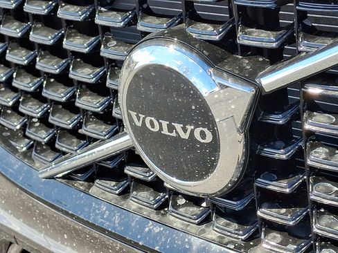 New 2025 Volvo XC60 T8 Core w/ Climate Package image 21