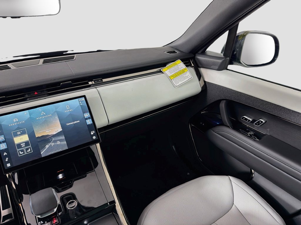 New 2027 Land Rover Range Rover Sport Battersea AWD/4WD image 25