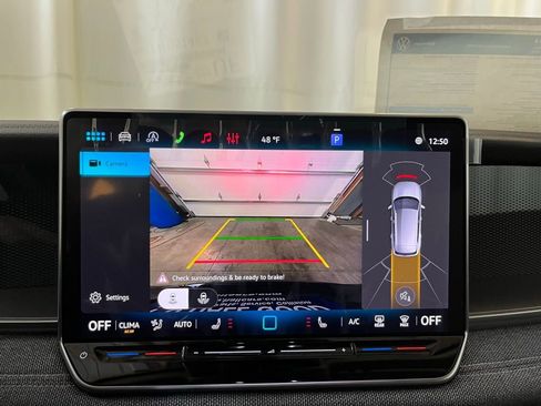 New 2026 Volkswagen Tiguan S AWD/4WD image 18