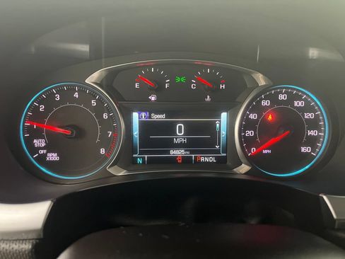Used 2019 Chevrolet Traverse Premier FWD image 17