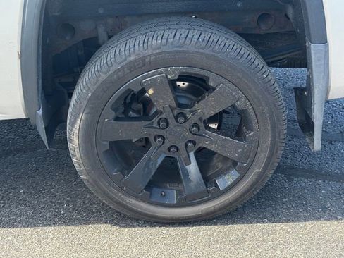 Used 2018 GMC Sierra 1500 Denali AWD/4WD image 11