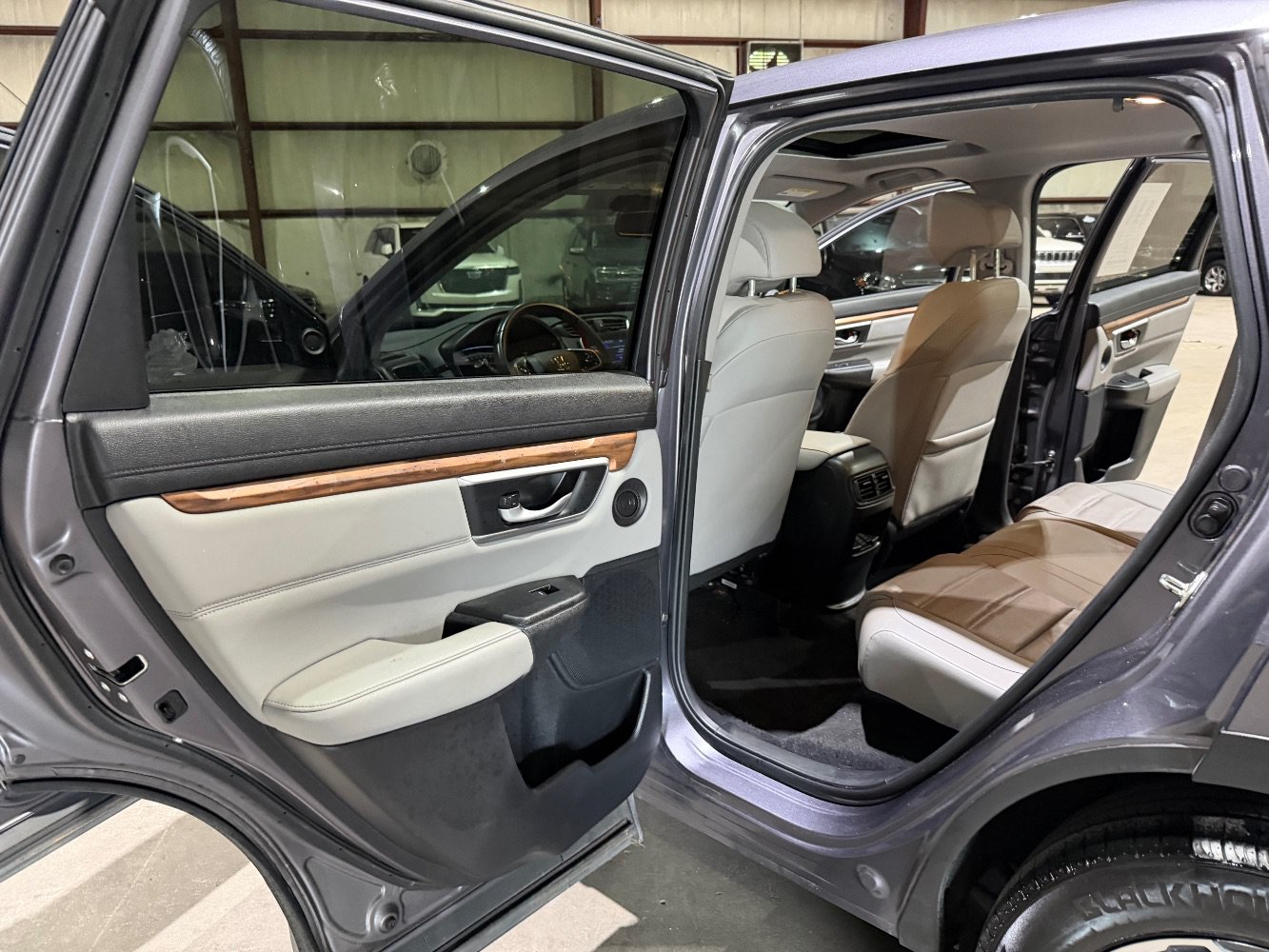 Used 2020 Honda CR-V EX-L image 16