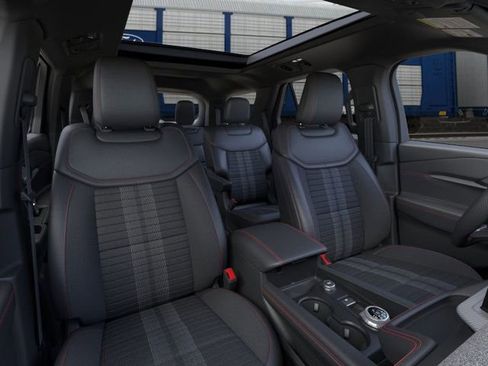 New 2026 Ford Explorer ST-Line w/ ST-Line Street Pack image 10