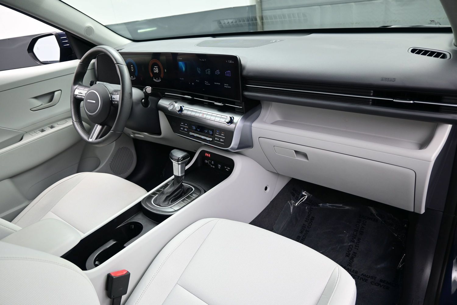 Certified 2025 Hyundai Kona SEL AWD/4WD image 15