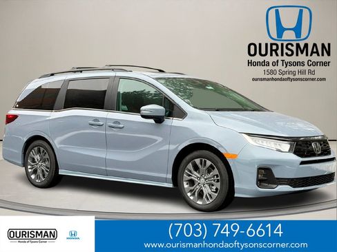 New 2026 Honda Odyssey Touring image 1