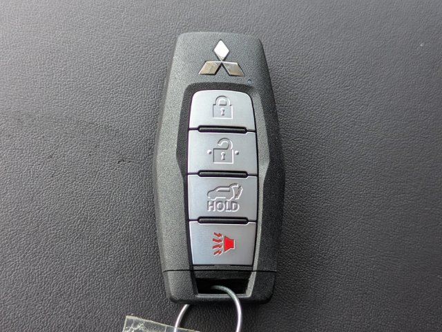 New 2026 Mitsubishi Outlander SE FWD image 33