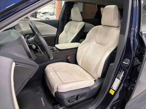 Used 2023 Lexus RX 350 AWD w/ Accessory Package image 13