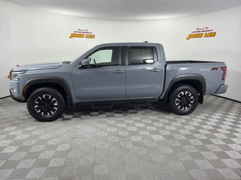 Used 2023 Nissan Frontier PRO-4X w/ Technology Package AWD/4WD image 2