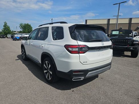 Used 2024 Honda Pilot Elite image 5