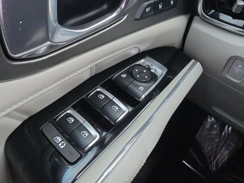 Used 2023 Kia Sorento SX Prestige w/ Panoramic Sunroof Package AWD/4WD image 63