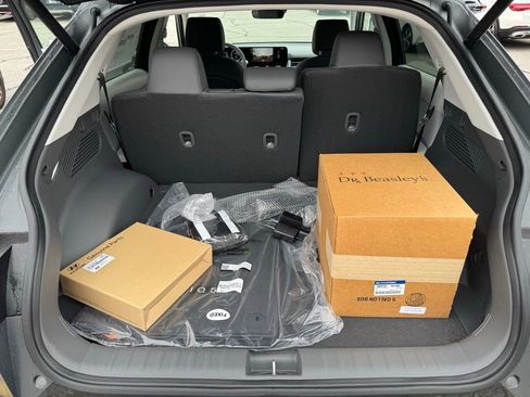 New 2025 Hyundai Ioniq 5 SEL image 31