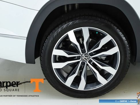 Used 2023 Volkswagen Atlas SEL Premium AWD/4WD image 53
