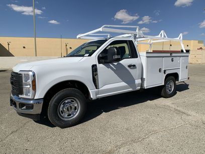 New 2026 Ford F250 XL w/ XL Chrome Package