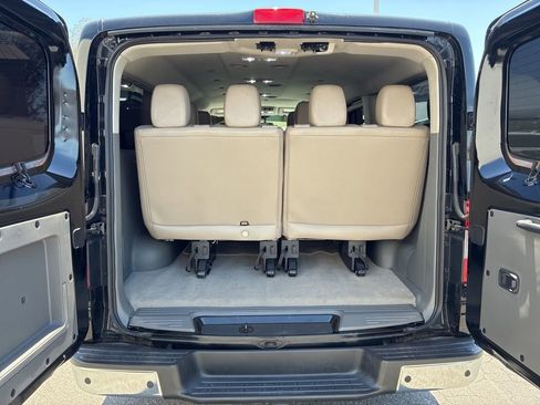 Used 2020 Nissan NV 3500 SL RWD image 15