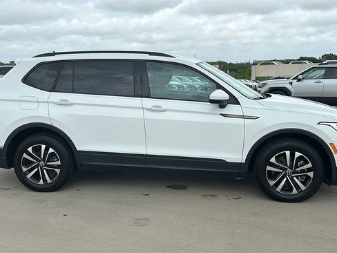 Used 2023 Volkswagen Tiguan S image 13