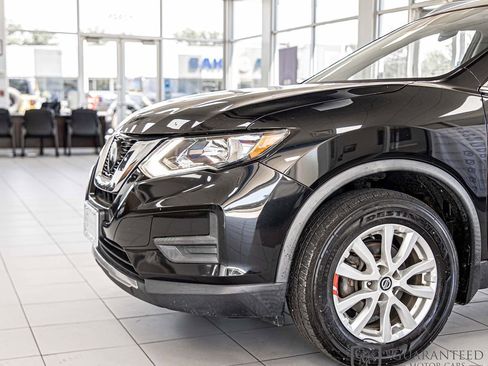 Used 2020 Nissan Rogue SV AWD/4WD image 5