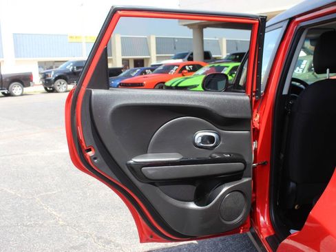 Used 2018 Kia Soul + w/ Audio Package FWD image 14