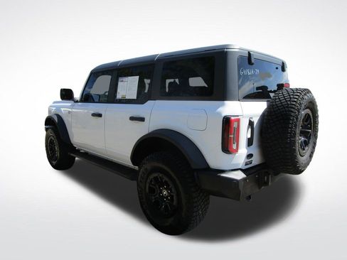 Used 2024 Ford Bronco Wildtrak image 3