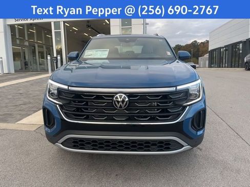 New 2026 Volkswagen Atlas Cross Sport SE image 2