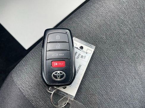 Used 2025 Toyota Camry LE FWD image 29