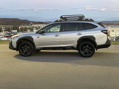 Certified 2022 Subaru Outback Wilderness image 7